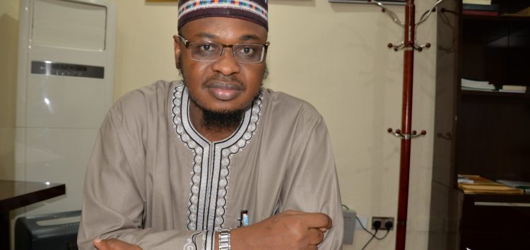 Minister advises IT operators to increase broadband penetration