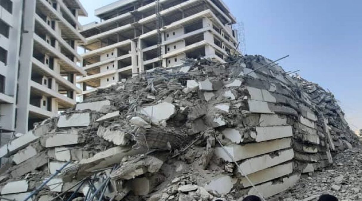 Engineers want to join investigation into building collapse