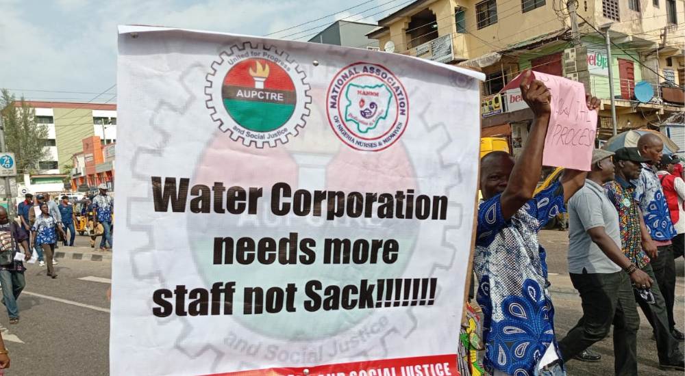 workers-union-protest-sack-of-391-staff-of-water-corporation